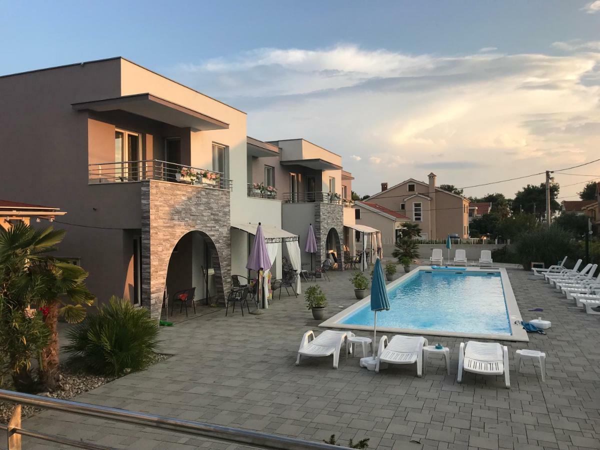 Apartments Punta Privlaka  Exterior foto